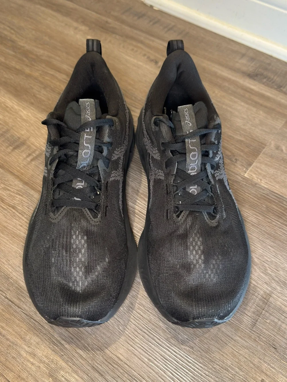 ASICS NovaBlast 5 Black Athletic Running Sneakers